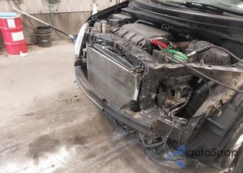 2011 Honda Odyssey Touring/Touring Elite from USA, damaged, VIN 5FNRL5H99BB050589